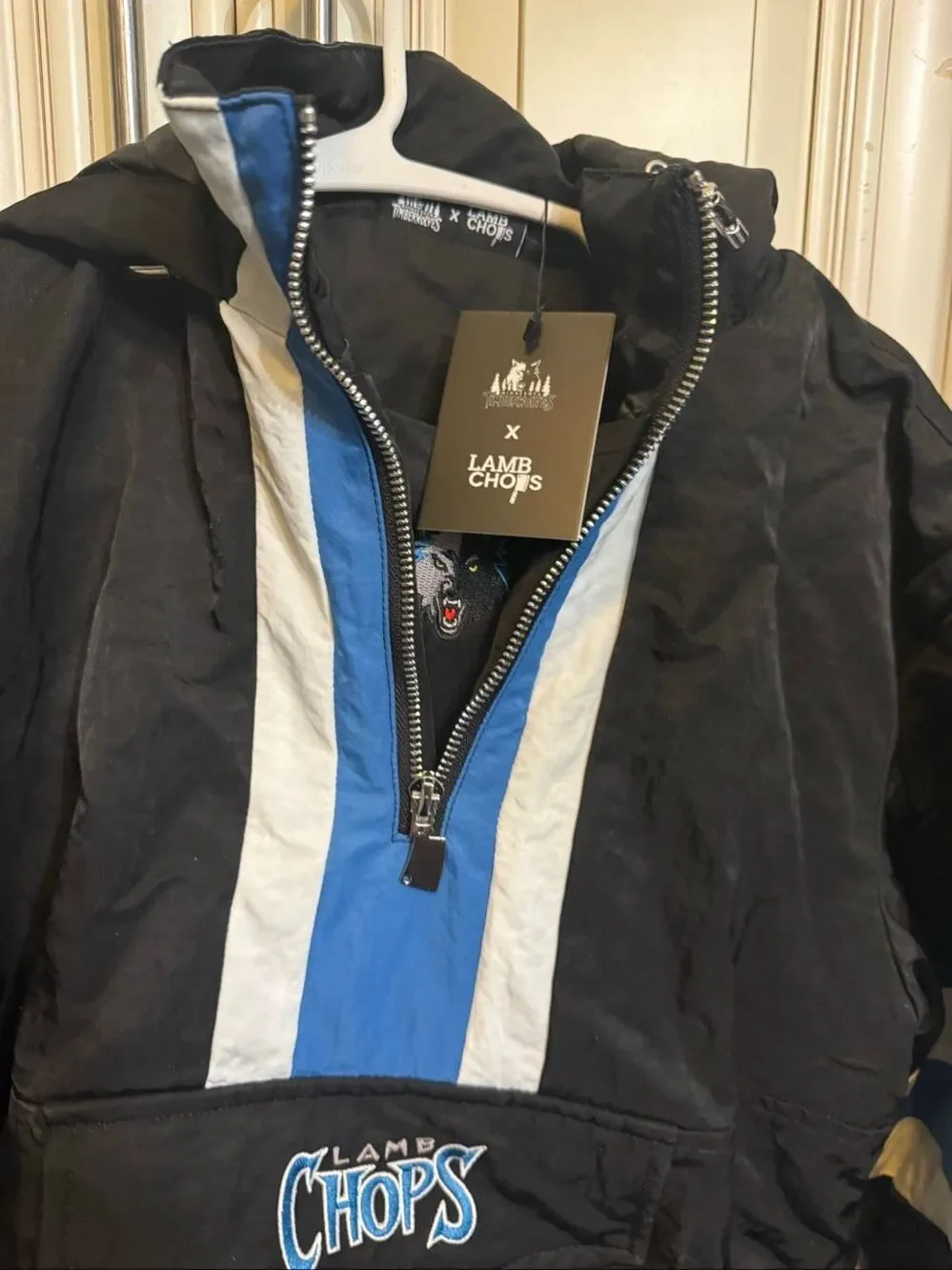 Lamb Chops x Timberwolves Youth Zip Hooded Anorak Jacket Black Blue Medium NWT